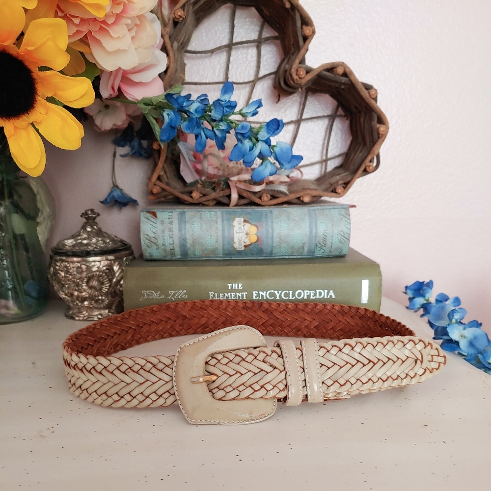 Vtg 90s De Vecchi Khaki Taupe Leather Woven Belt